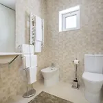 Πανσιόν House Barra