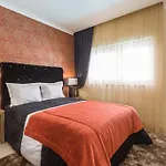 Pensión House 4*