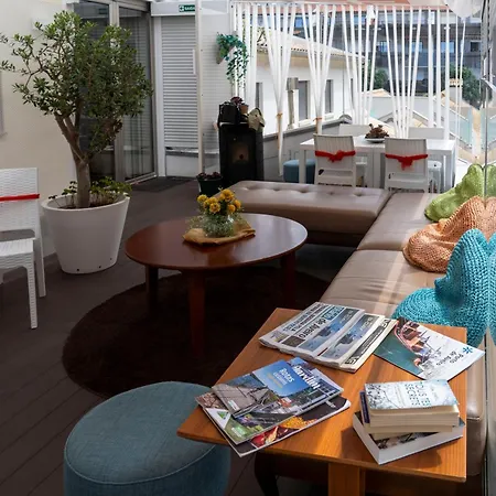 Πανσιόν House 4*