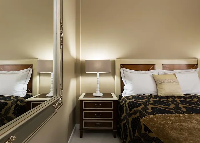 Πανσιόν House 4*