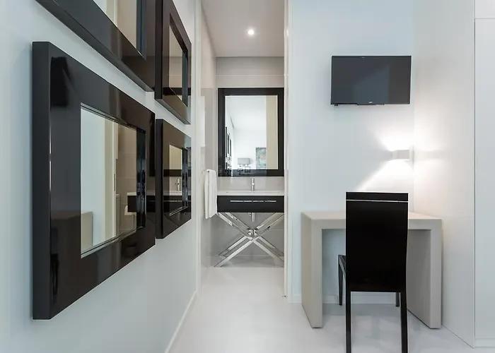 Πανσιόν House