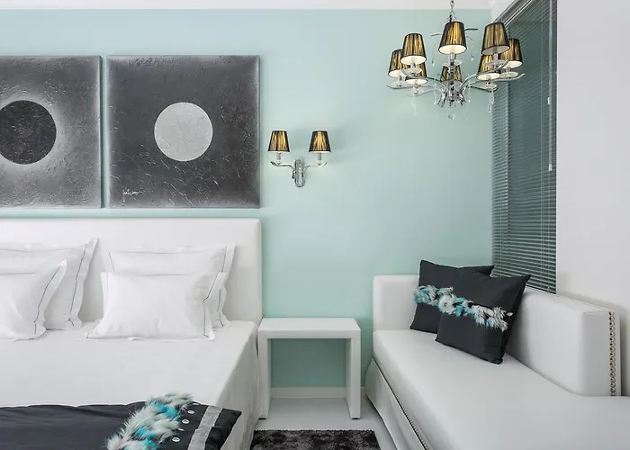 Πανσιόν House 4*