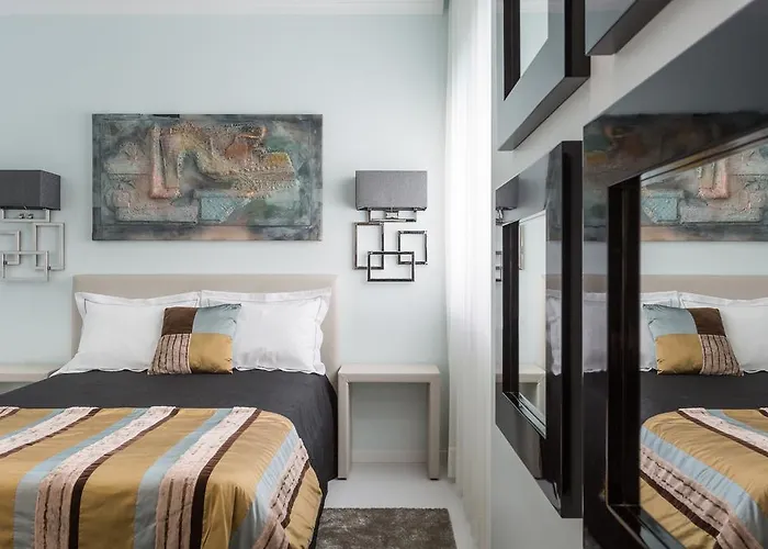 Πανσιόν House