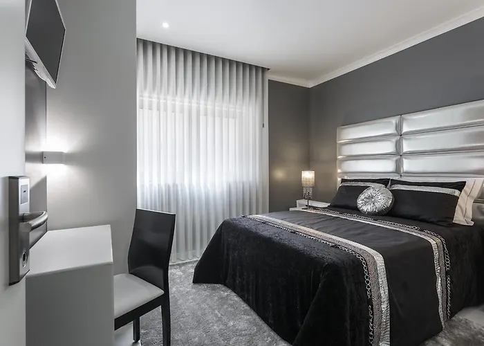 Πανσιόν House 4*